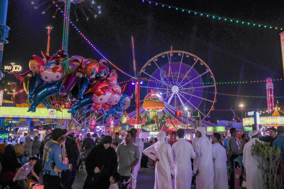 Dubai ziyaretçi rekoru kıran Global Köy, yine ilgi odağı