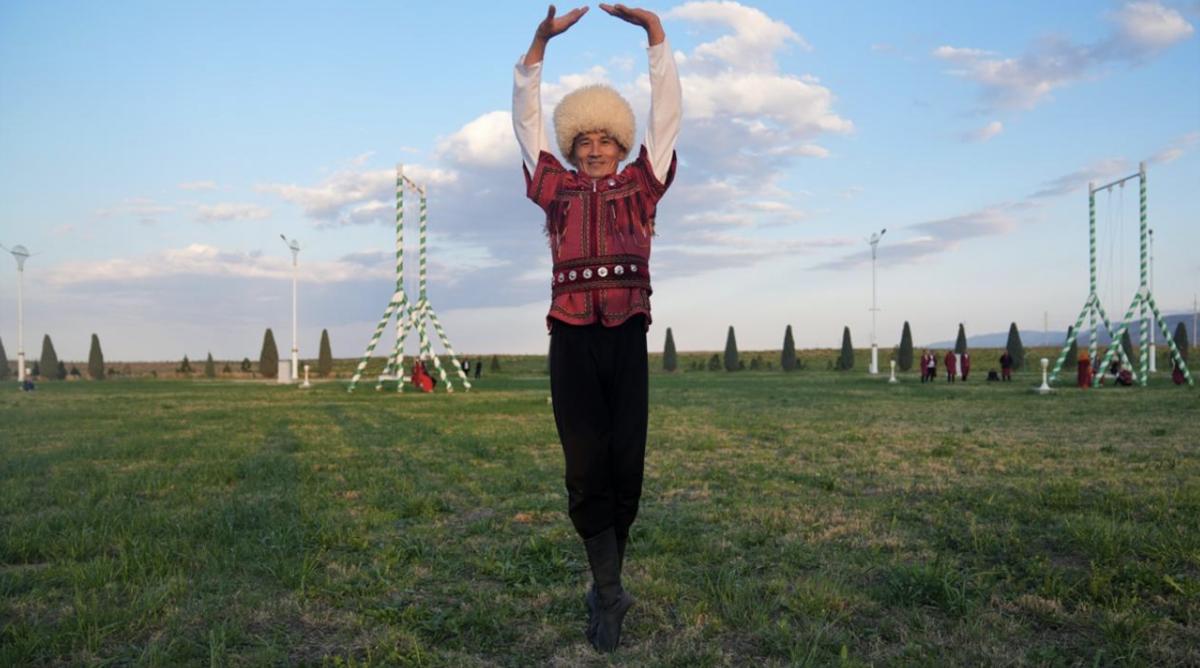 Türkmenistan'da kültür başkenti kutlamasından renkli görüntüler