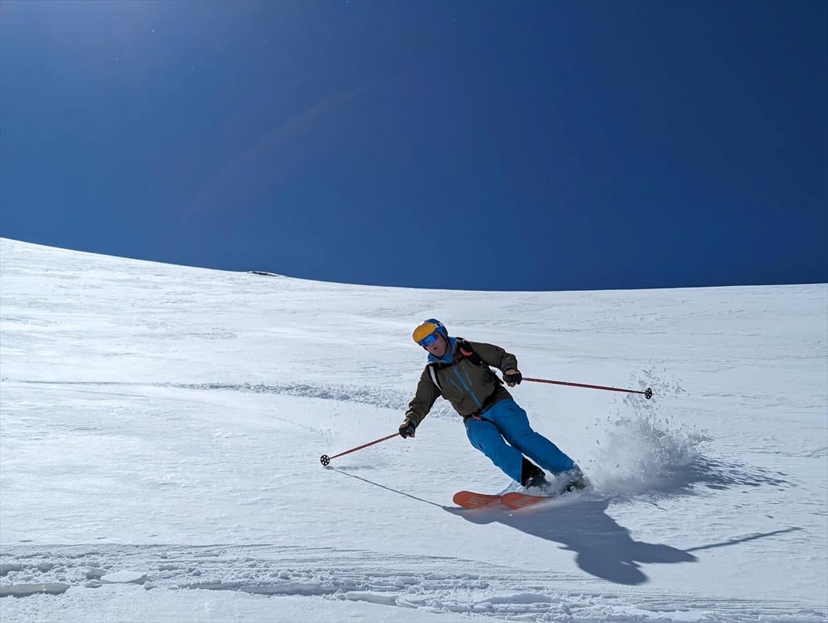 Rize'de heliski heyecanı: Kaçkar Dağları'nda sezon sona erdi