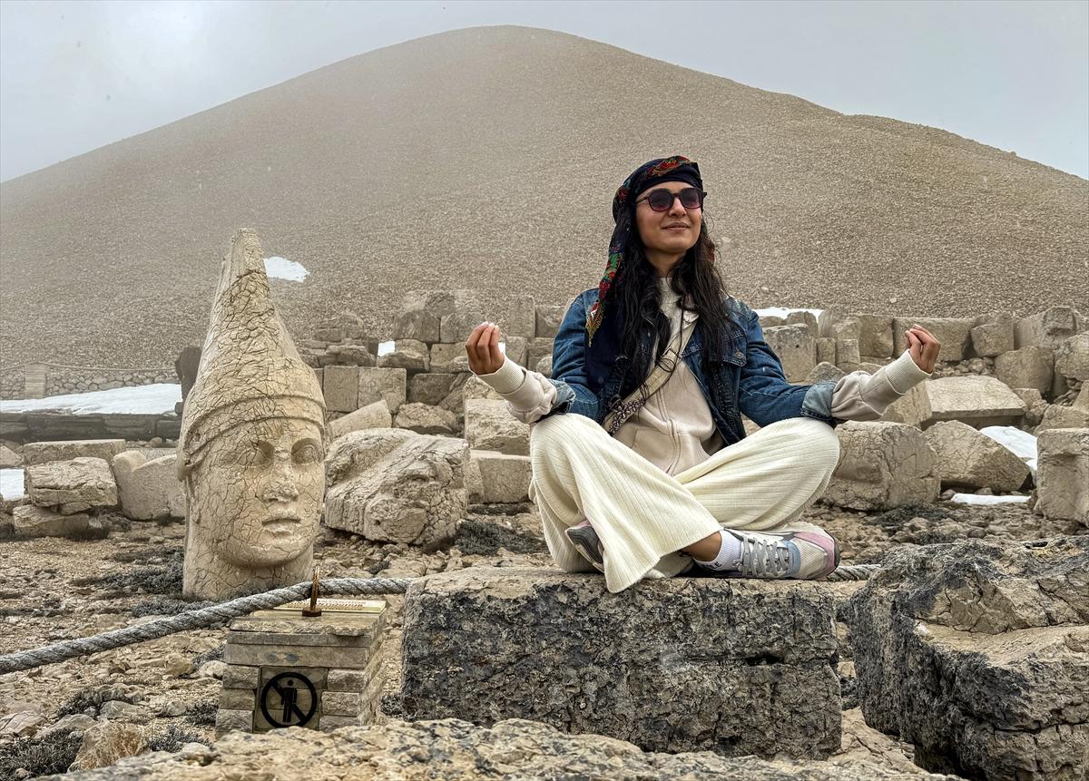 Adıyaman'da turizm sezonu açıldı: Nemrut Dağı ziyaretçilerini ağırladı