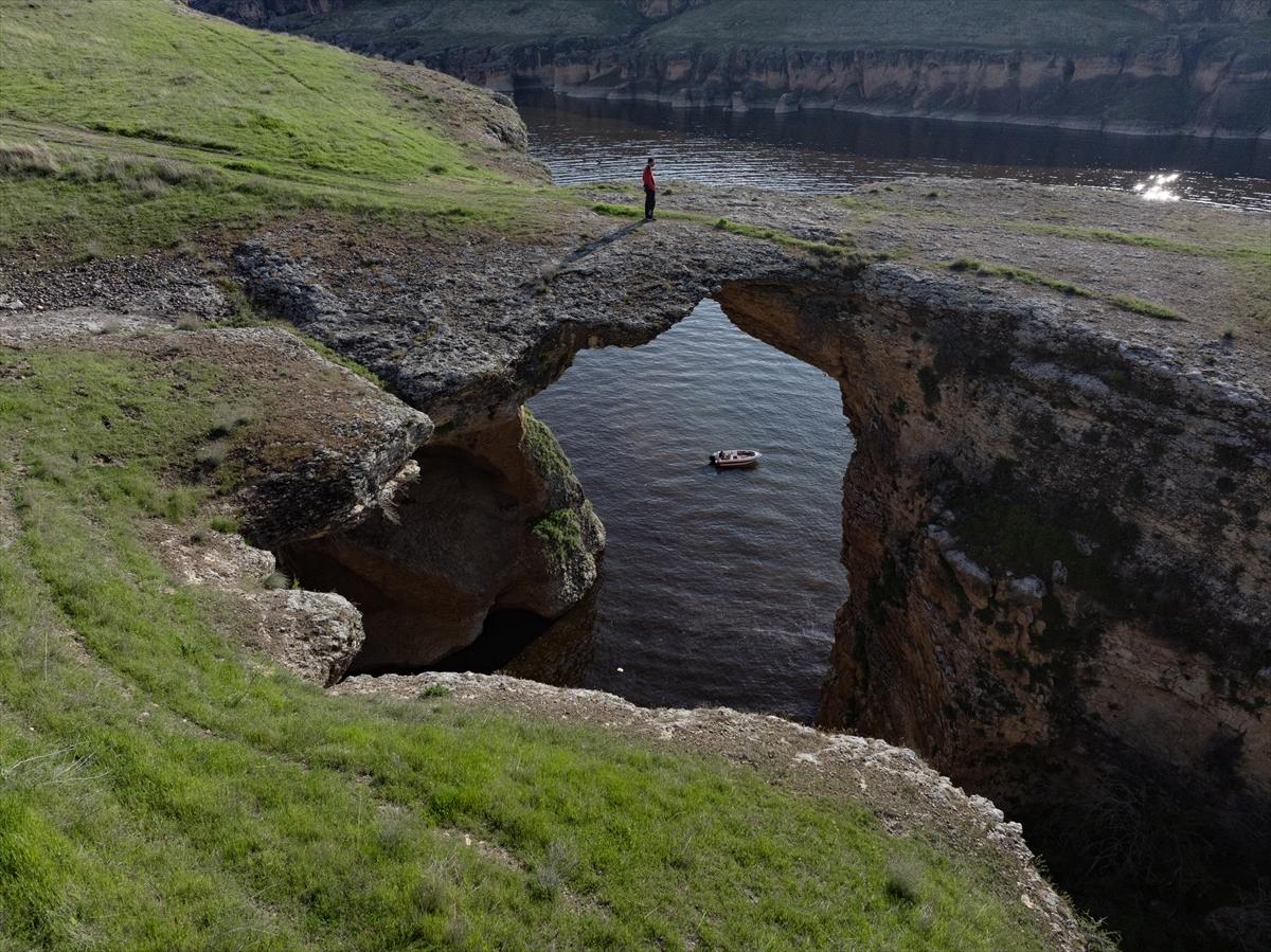 Elazığ'da Karaleylek Kanyonu kartpostalları aratmıyor