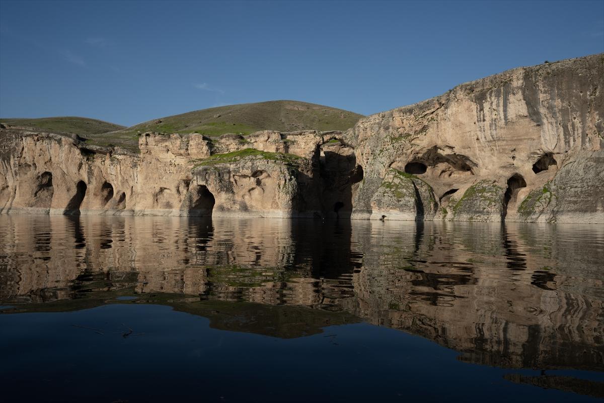 Elazığ'da Karaleylek Kanyonu kartpostalları aratmıyor