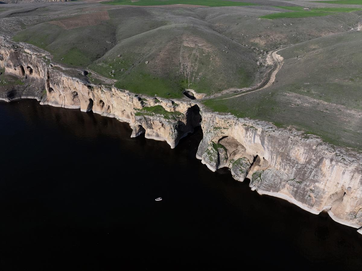 Elazığ'da Karaleylek Kanyonu kartpostalları aratmıyor