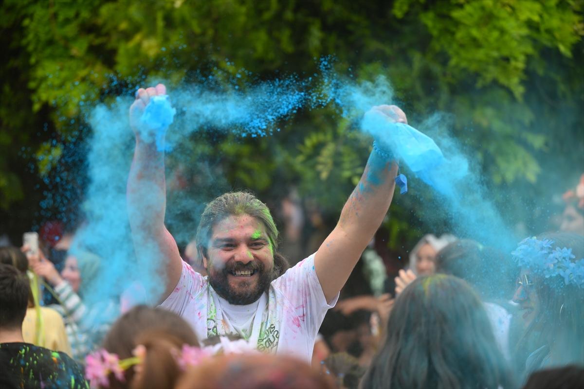 Adana'da Portakal Çiçeği Karnavalı'ndan renkli görüntüler