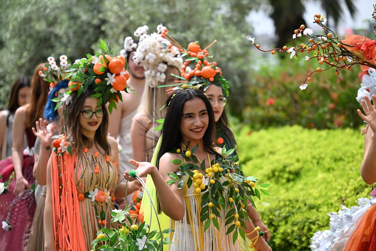 Adana'da Portakal Çiçeği Karnavalı'ndan renkli görüntüler