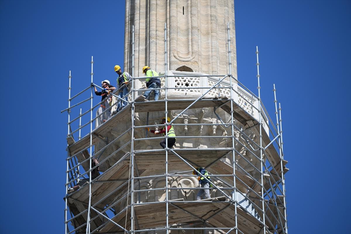 Selimiye Camii'nde 3 minarenin restorasyonu tamamlandı