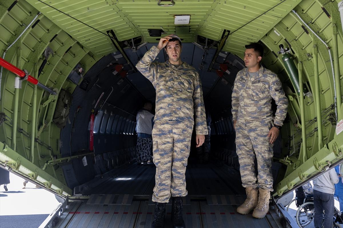 Bir günlük askerlik yaptılar