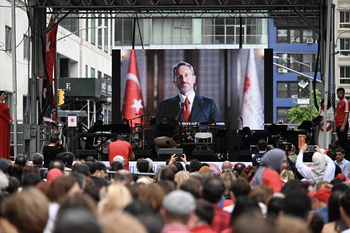 New York, Türk bayraklarıyla donandı: 41. Geleneksel Türk Günü Yürüyüşü