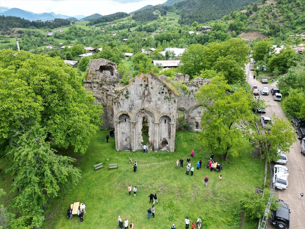Artvin'in sakin şehri Şavşat turizmi hareketlendirdi