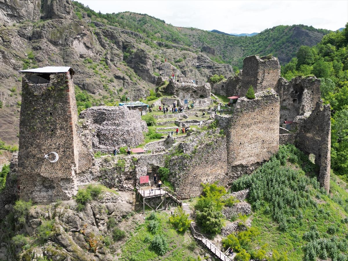 Artvin'in sakin şehri Şavşat turizmi hareketlendirdi