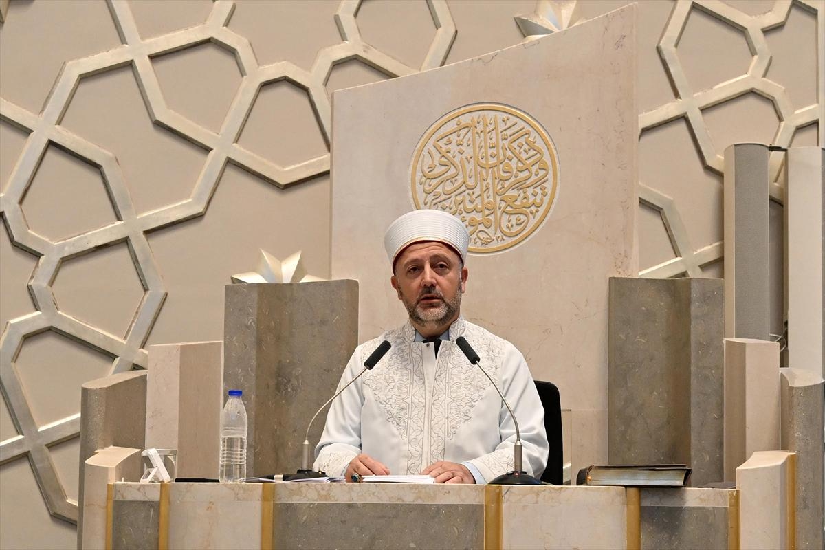 Kurban Bayramı sabahında dünyada bayram namazı