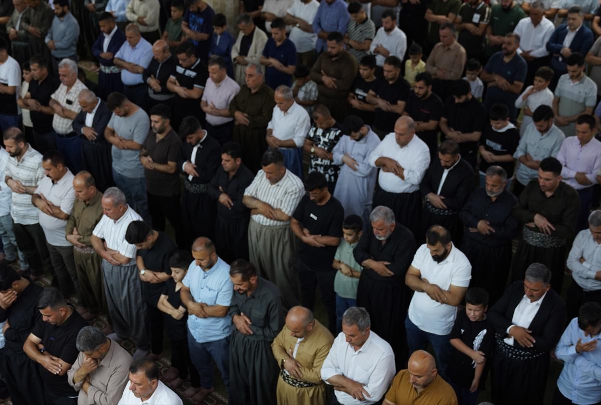 Kurban Bayramı sabahında dünyada bayram namazı