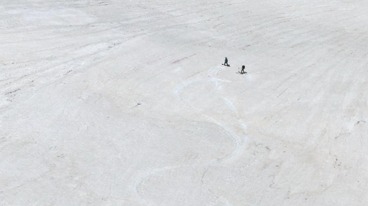 Hakkari'de adrenalin tutkunları karın keyfini çıkardı