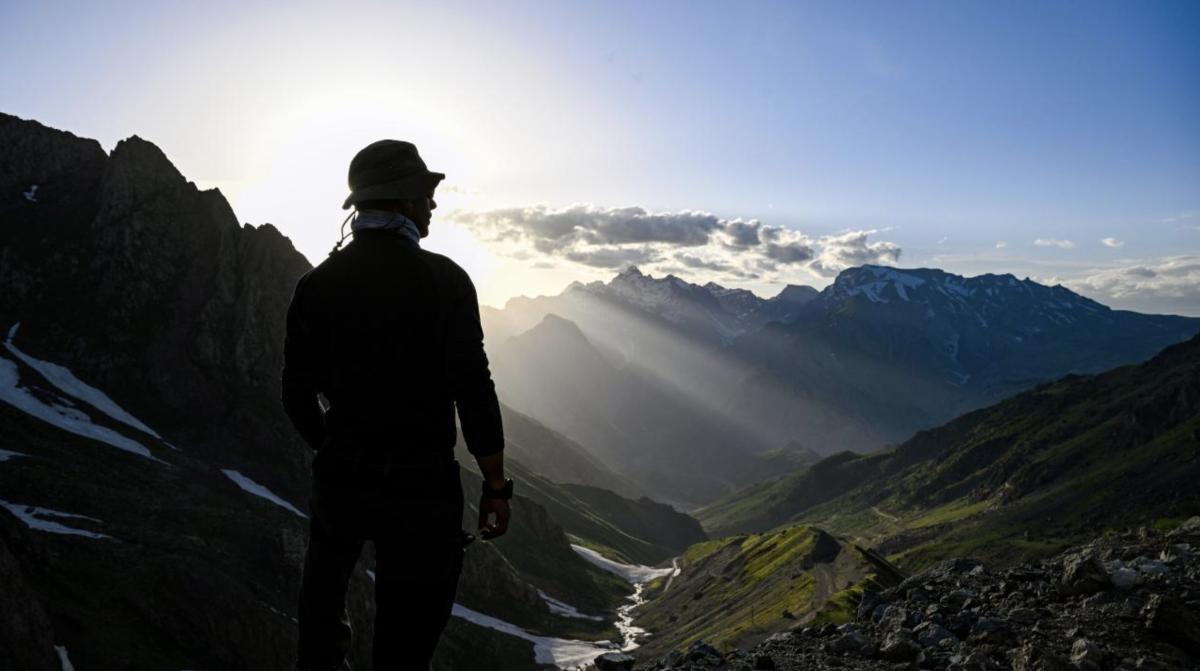 Hakkari'de adrenalin tutkunları karın keyfini çıkardı