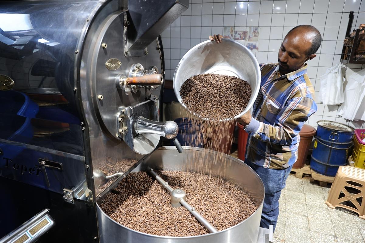 Adım adım kahvenin bahçeden fincana yolculuğu