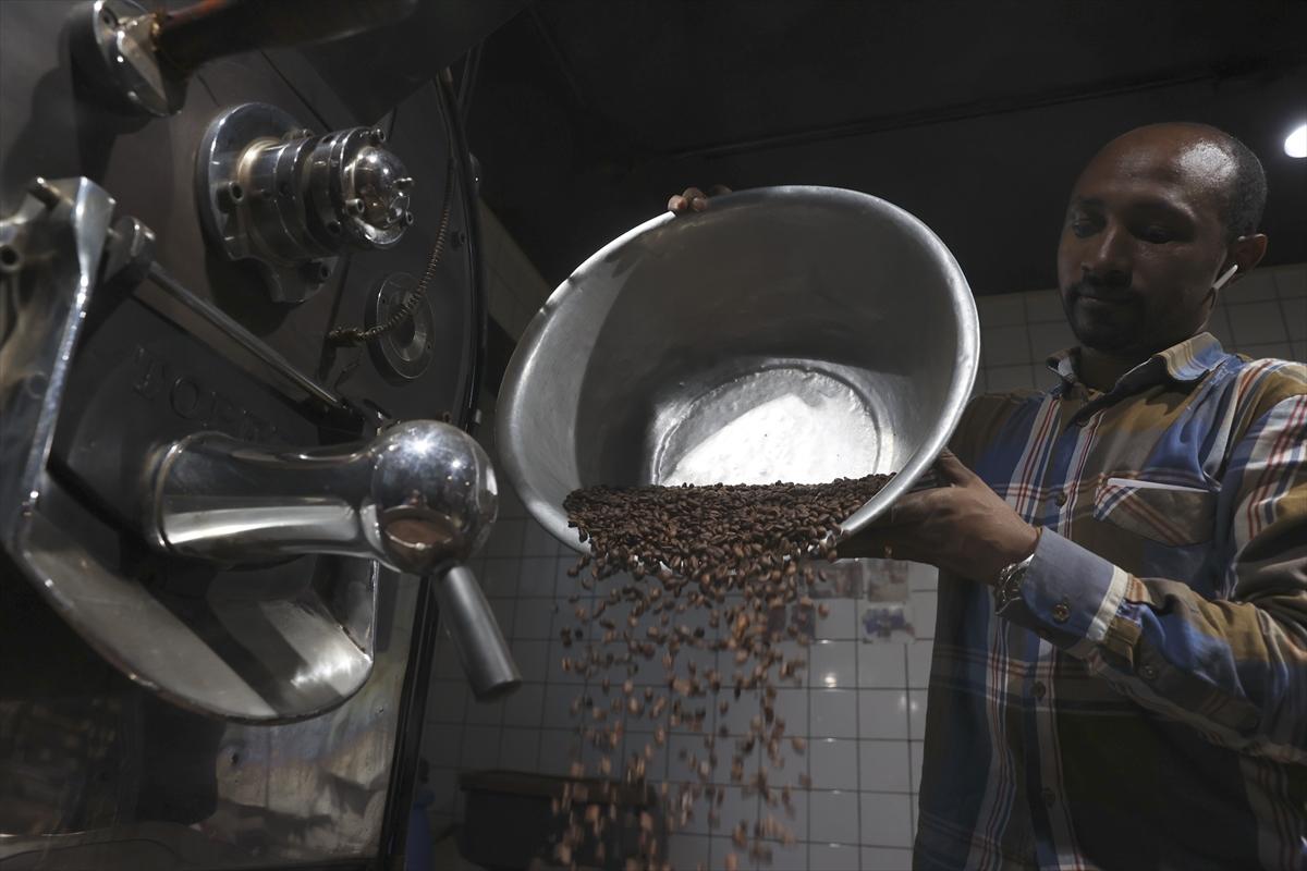 Adım adım kahvenin bahçeden fincana yolculuğu