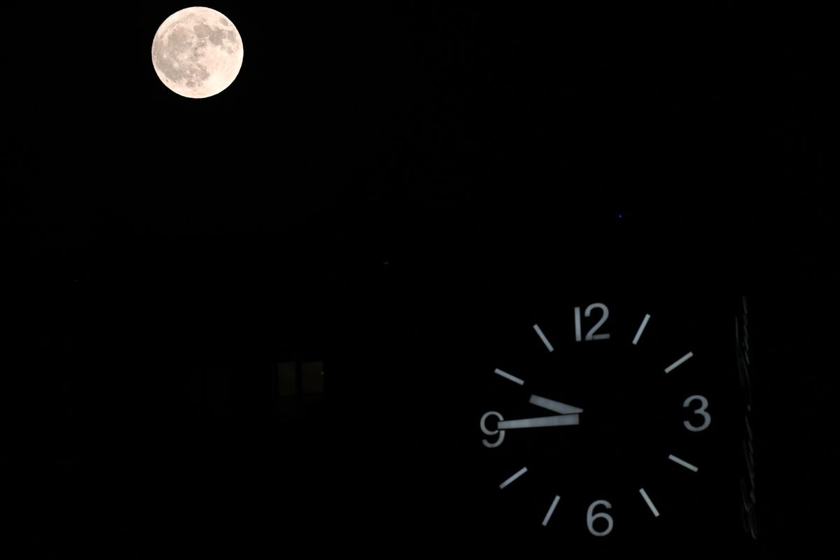 Yurtta geceyi dolunay aydınlattı