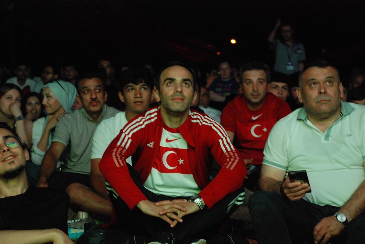 Türkiye - Avusturya maçına yoğun ilgi! Ülkemizde dev ekranlar kuruldu