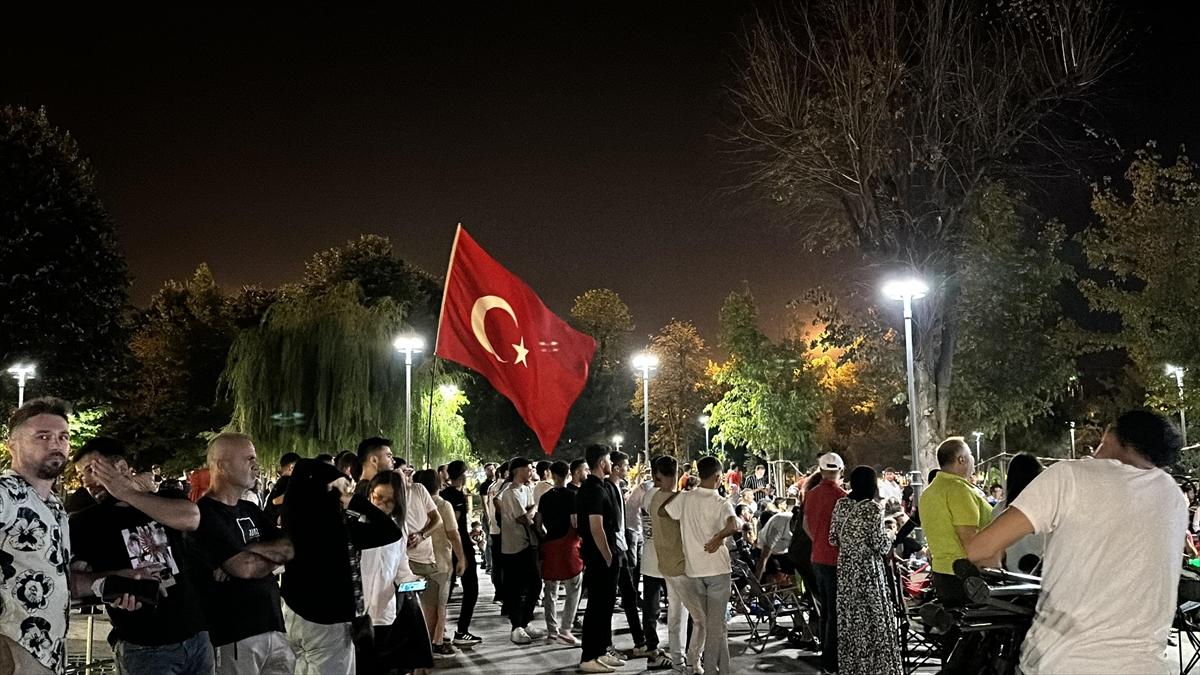 Türkiye - Avusturya maçına yoğun ilgi! Ülkemizde dev ekranlar kuruldu