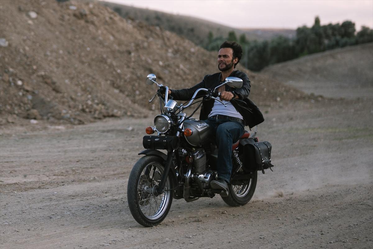 Adanalı Wolverine, pozlarıyla film sahnelerini aratmıyor