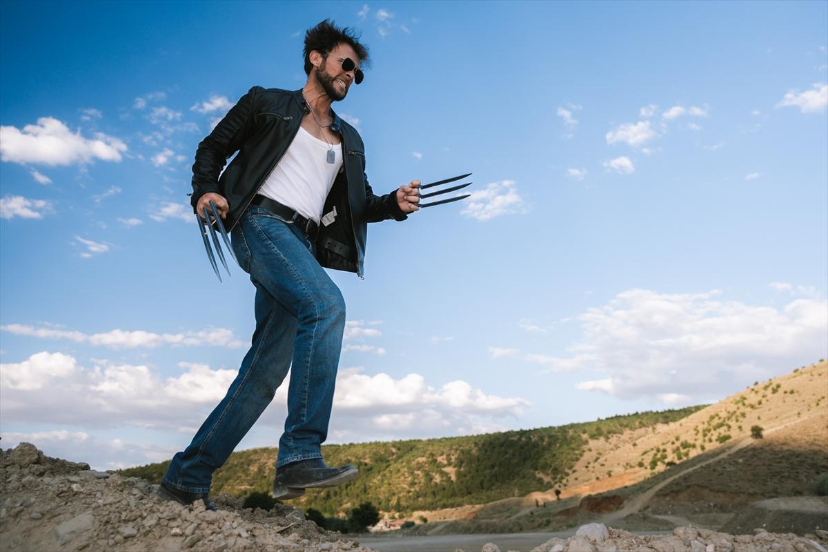 Adanalı Wolverine, pozlarıyla film sahnelerini aratmıyor