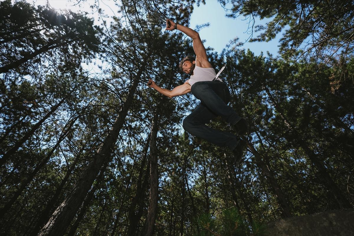 Adanalı Wolverine, pozlarıyla film sahnelerini aratmıyor