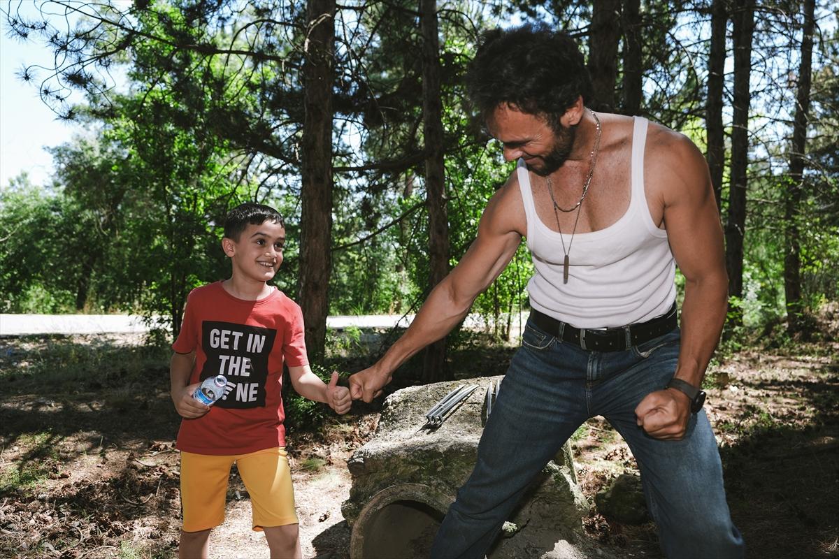 Adanalı Wolverine, pozlarıyla film sahnelerini aratmıyor