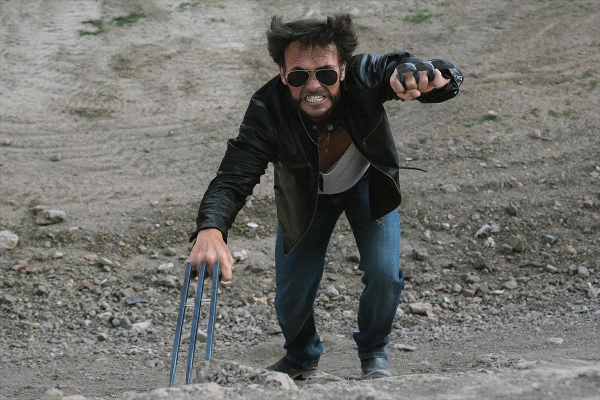 Adanalı Wolverine, pozlarıyla film sahnelerini aratmıyor