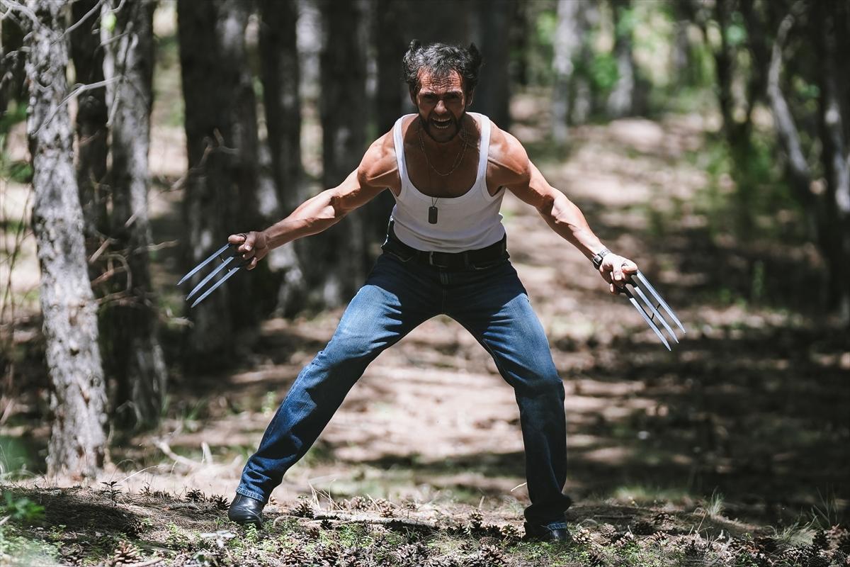 Adanalı Wolverine, pozlarıyla film sahnelerini aratmıyor