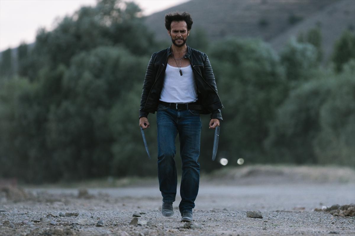 Adanalı Wolverine, pozlarıyla film sahnelerini aratmıyor