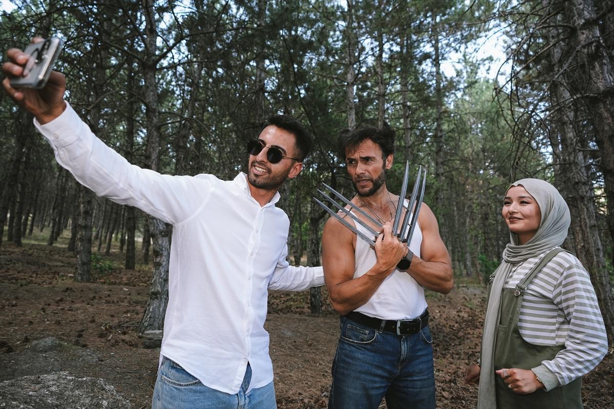 Adanalı Wolverine, pozlarıyla film sahnelerini aratmıyor