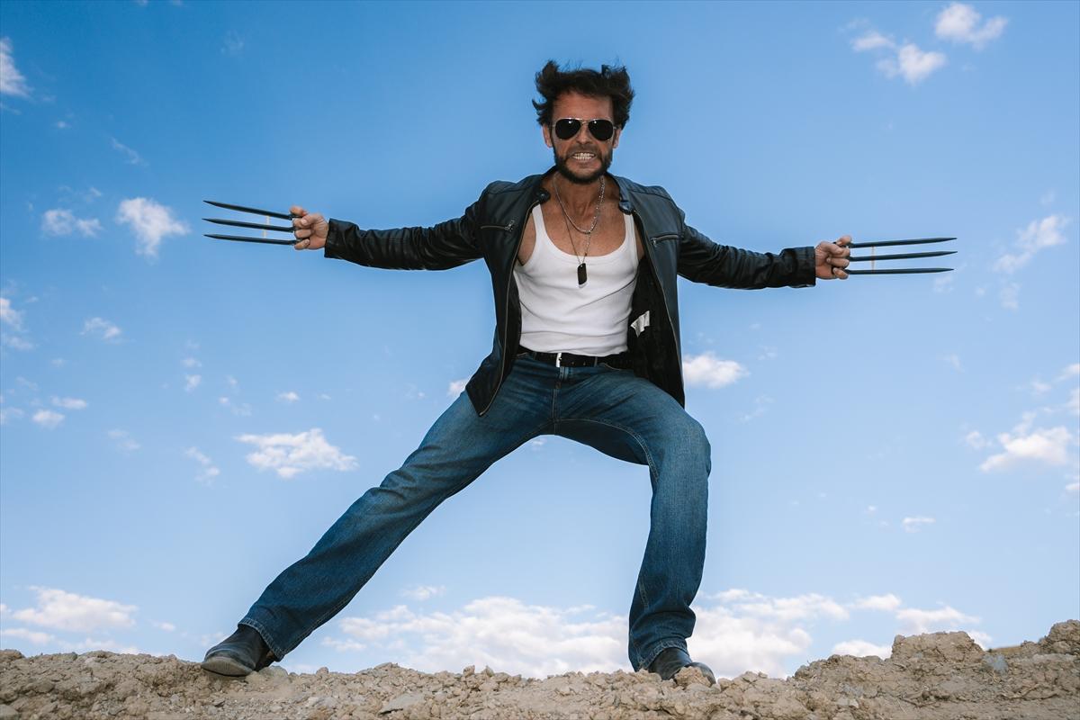 Adanalı Wolverine, pozlarıyla film sahnelerini aratmıyor