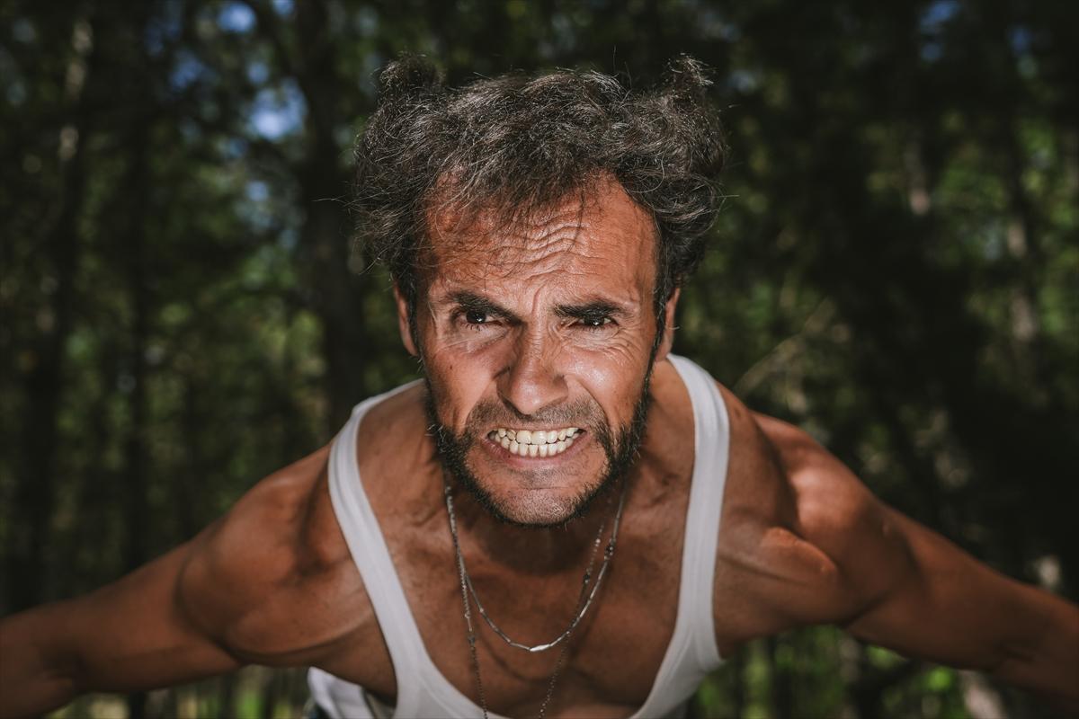 Adanalı Wolverine, pozlarıyla film sahnelerini aratmıyor