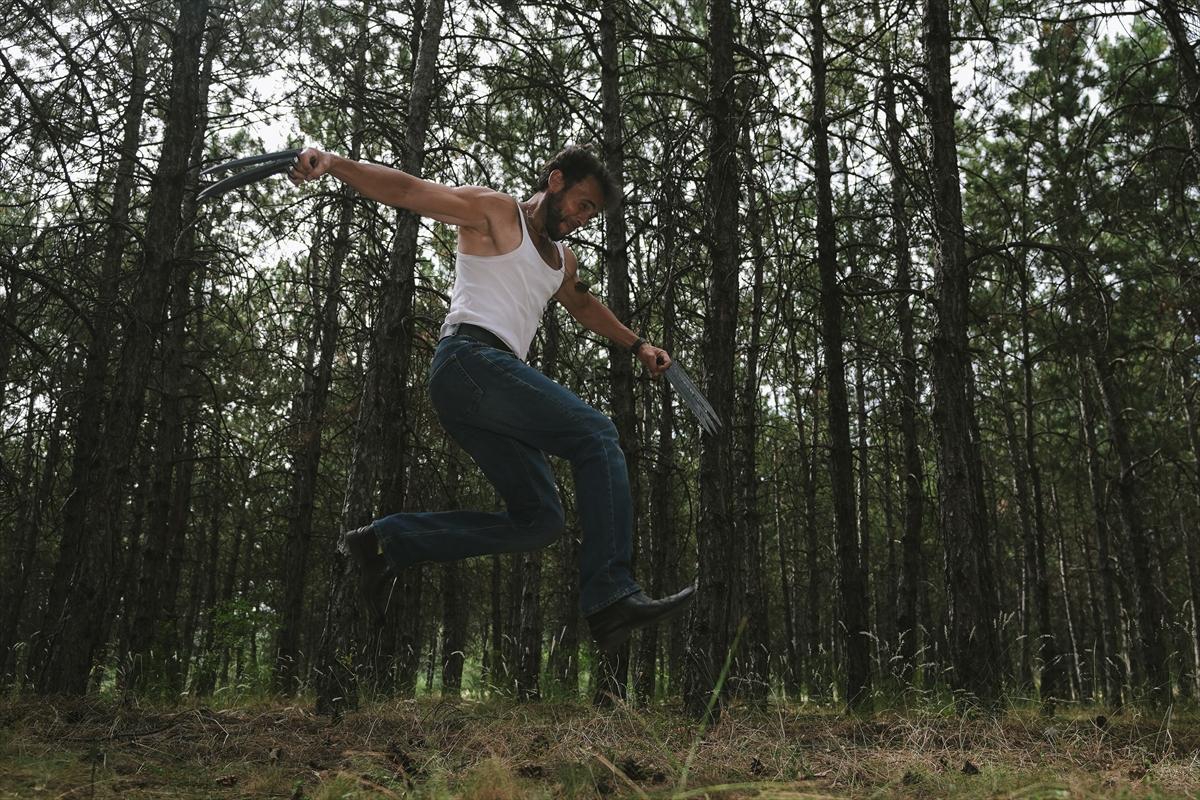 Adanalı Wolverine, pozlarıyla film sahnelerini aratmıyor