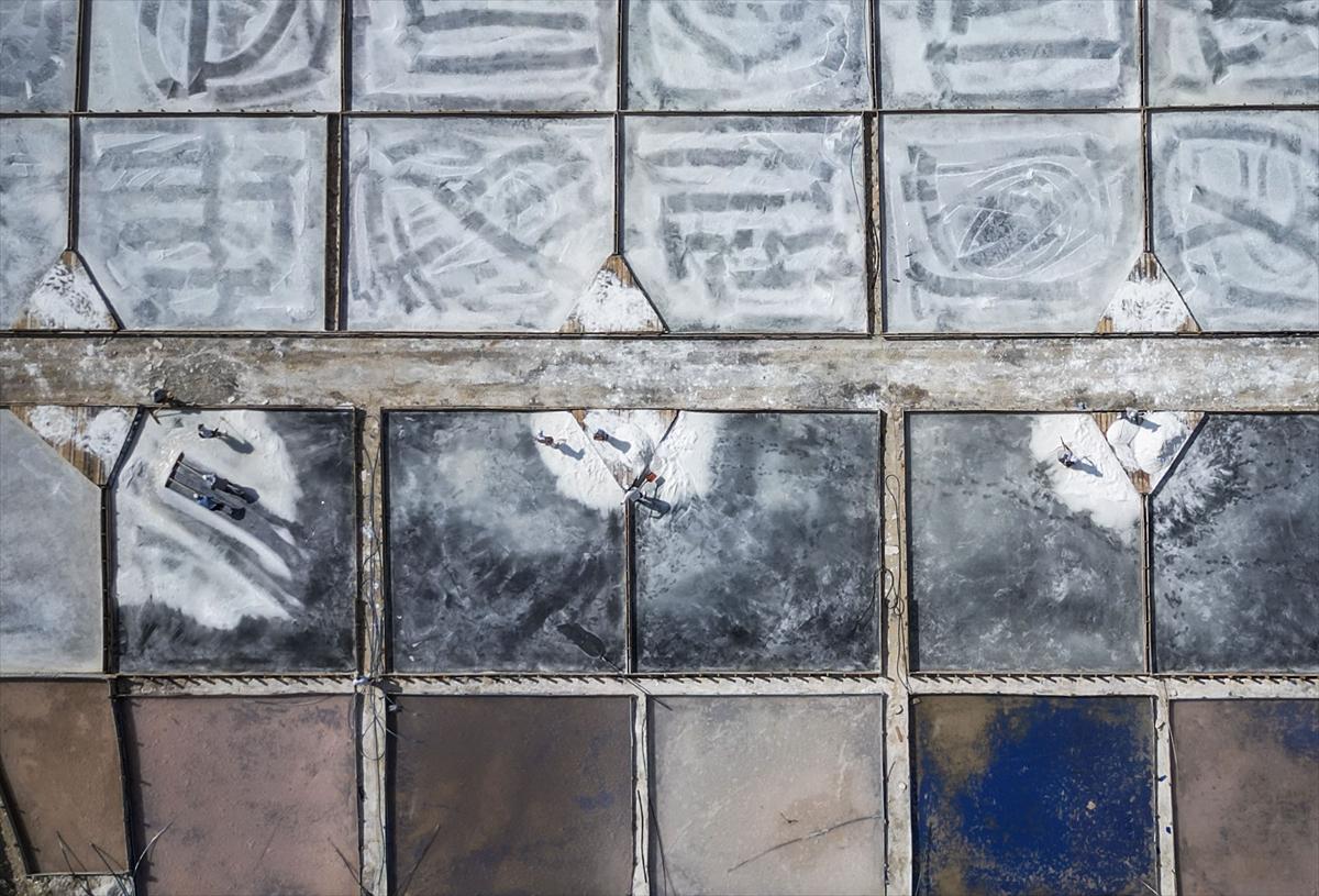 Tuz üreticilerinin hasat mesaisi