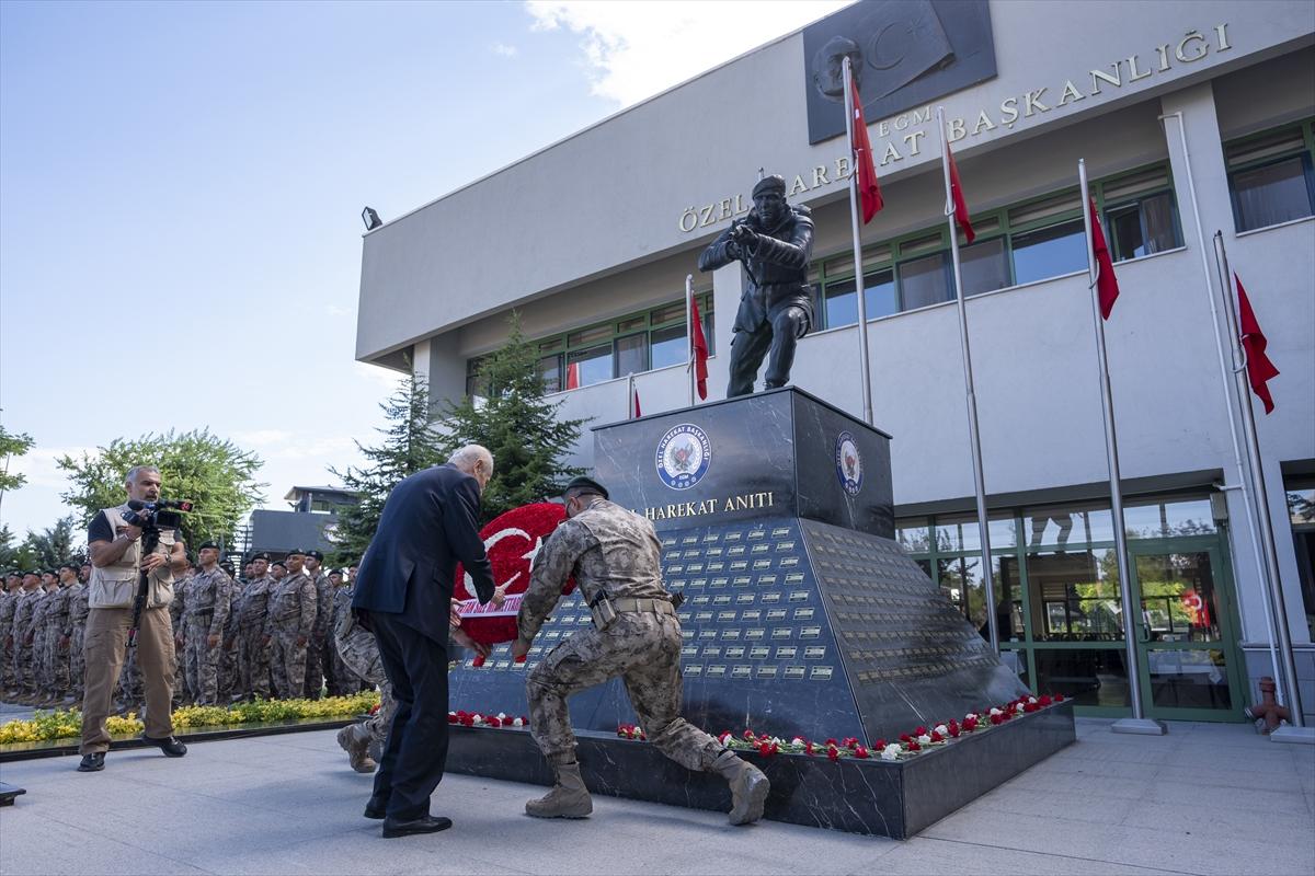 Devlet Bahçeli, Özel Harekat Başkanlığını ziyaret etti