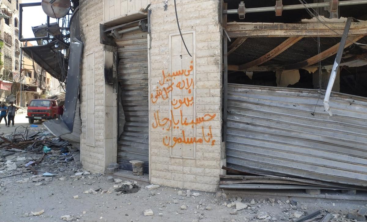 Gazzeli gençlerden enkazlara "umut" dolu sözler: Yeniden inşa edeceğiz