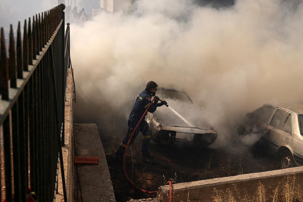 Yunanistan'da yangın