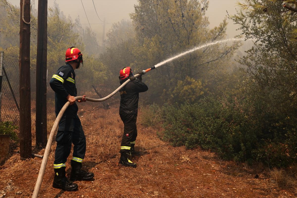 Yunanistan'da yangın