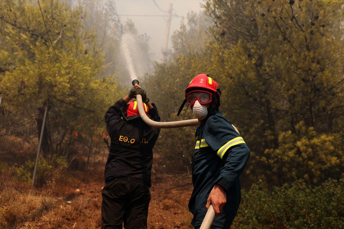 Yunanistan'da yangın