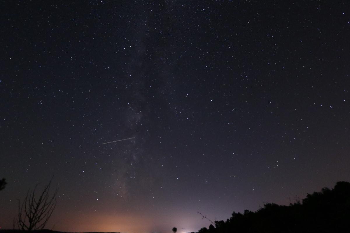 Perseid Meteor Yağmuru izleyenleri hayran bıraktı