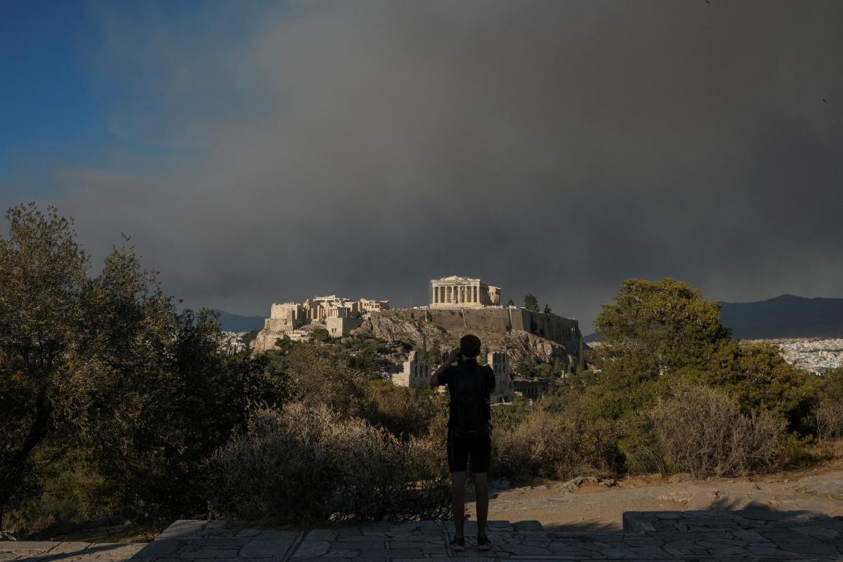 Yunanistan'da yangın