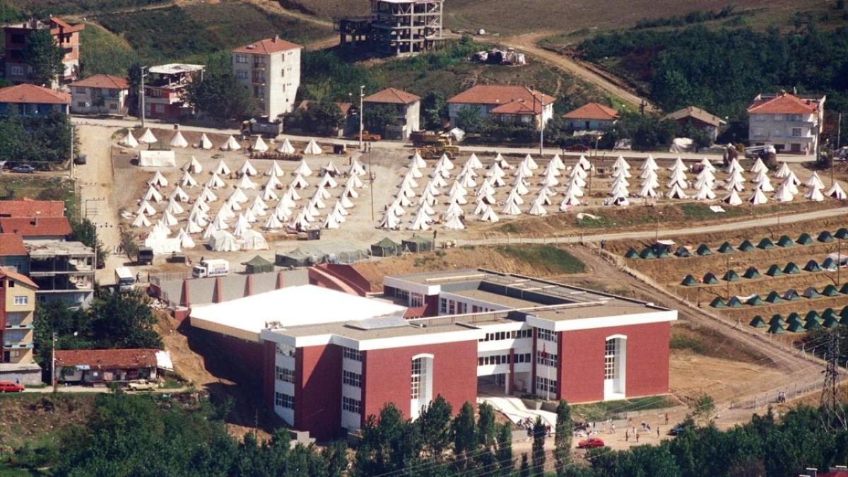 17 Ağustos Marmara Depremi'nin unutulmayan kareleri - Resim 12