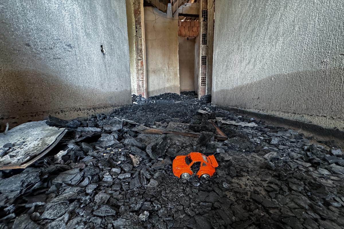 İzmir'de ev ve iş yerleri yanan vatandaşlar yangın anını anlattı