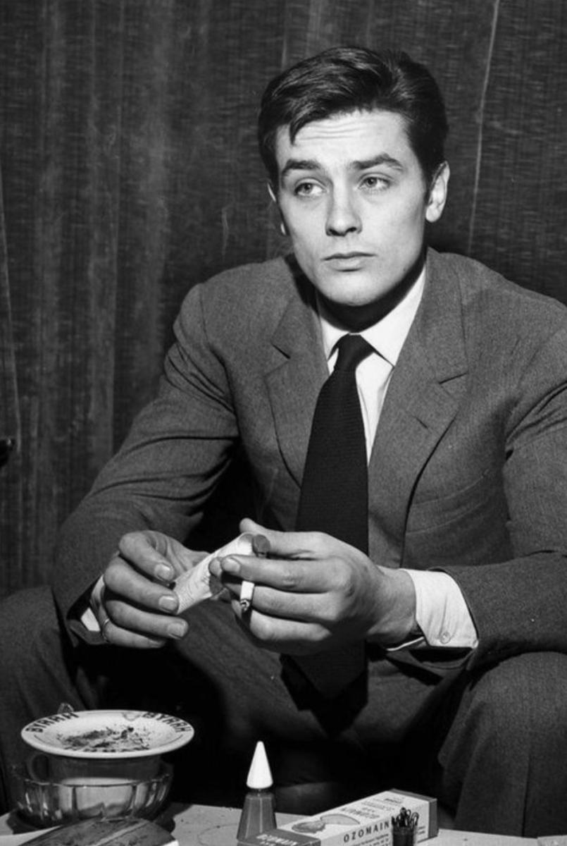 Bu dünyadan bir Alain Delon geçti