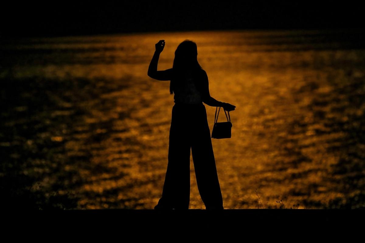 Süper Ay tüm Türkiye'de kartpostallık görüntüler oluşturdu