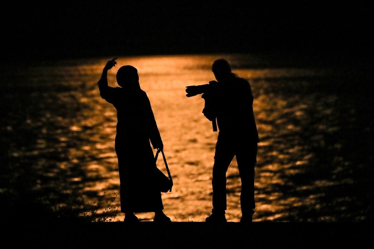 Süper Ay tüm Türkiye'de kartpostallık görüntüler oluşturdu