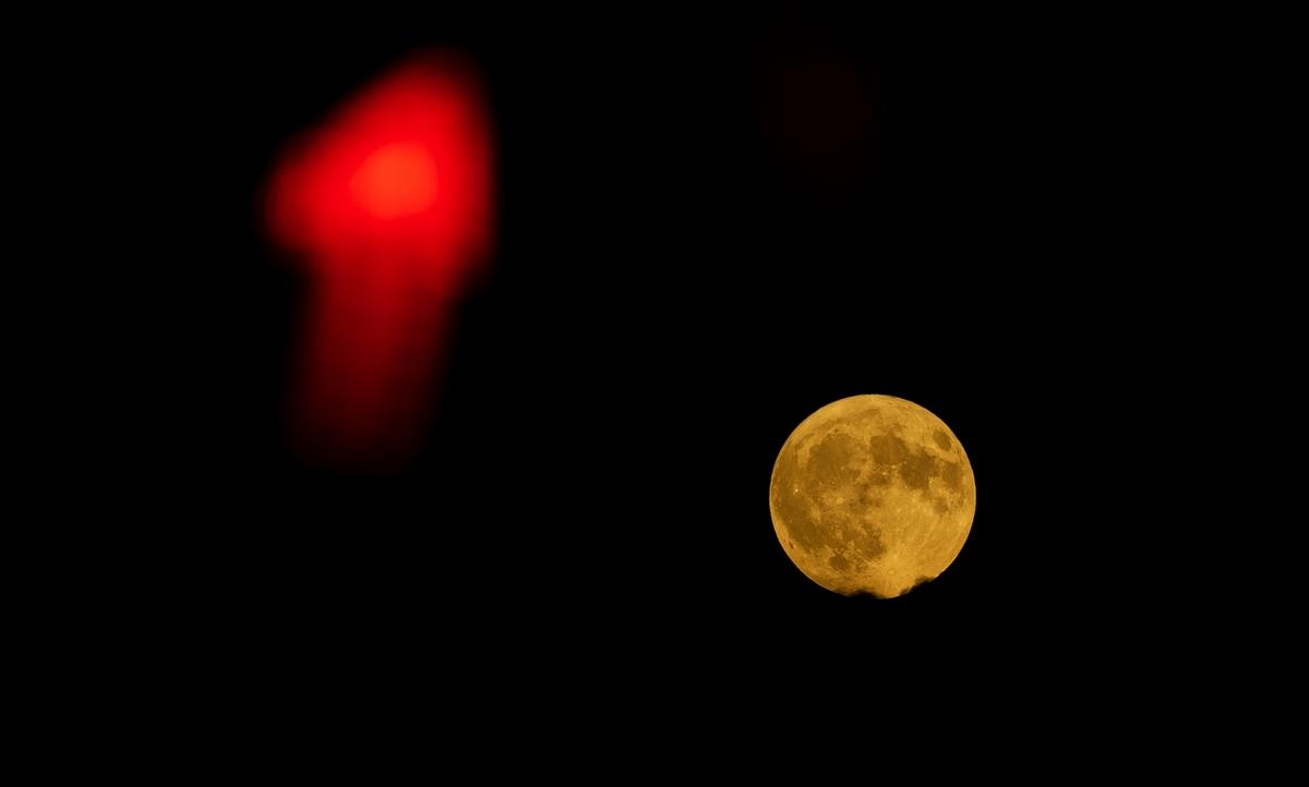 Süper Ay tüm Türkiye'de kartpostallık görüntüler oluşturdu