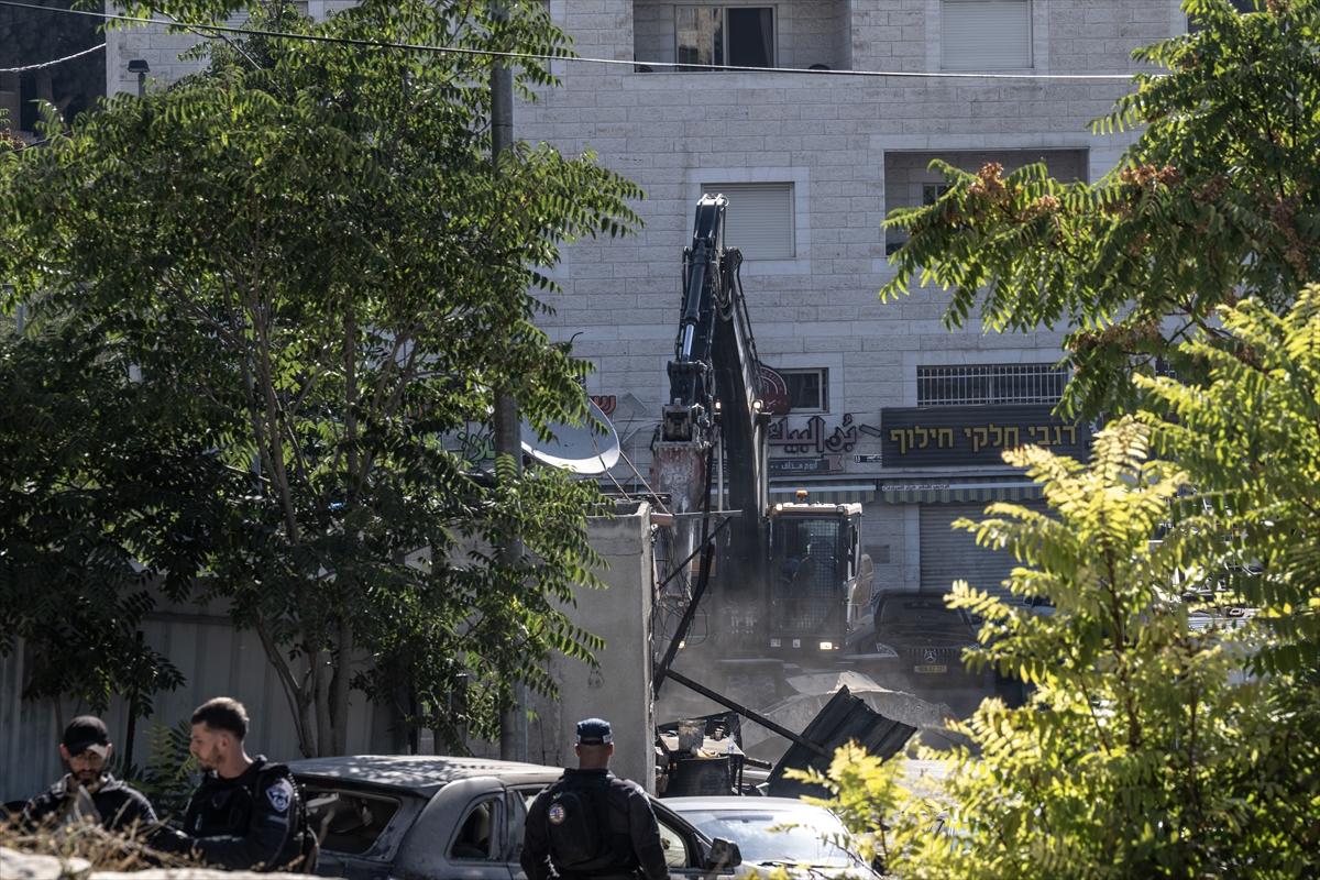 İsrail ordusu, Doğu Kudüs'te ev ve iş yerlerini yıktı