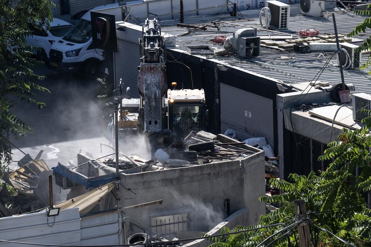 İsrail ordusu, Doğu Kudüs'te ev ve iş yerlerini yıktı